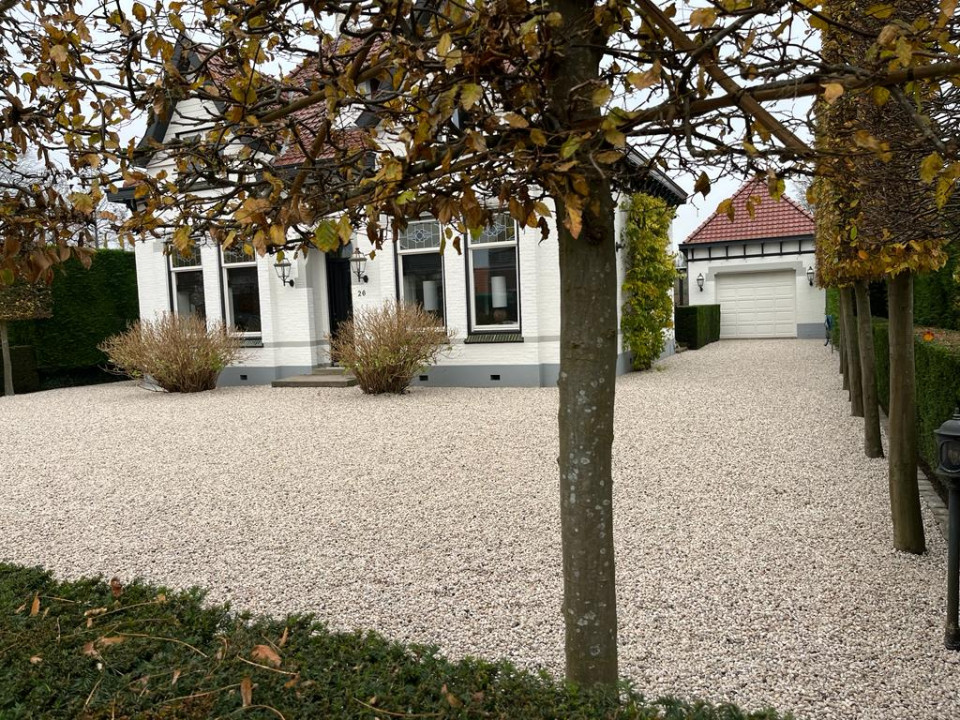 oprit grind split verharding tuin straat garage tuin hovenier brussaard brussaard brussaard
